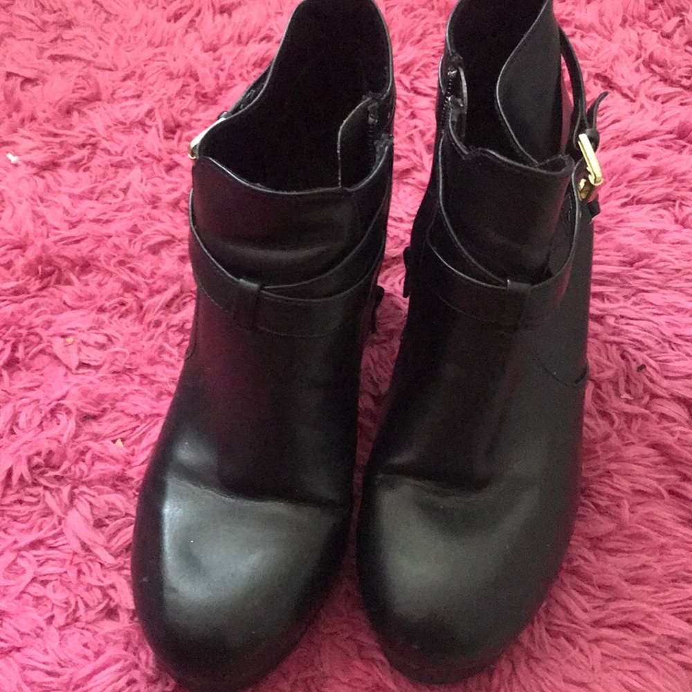 Black boots